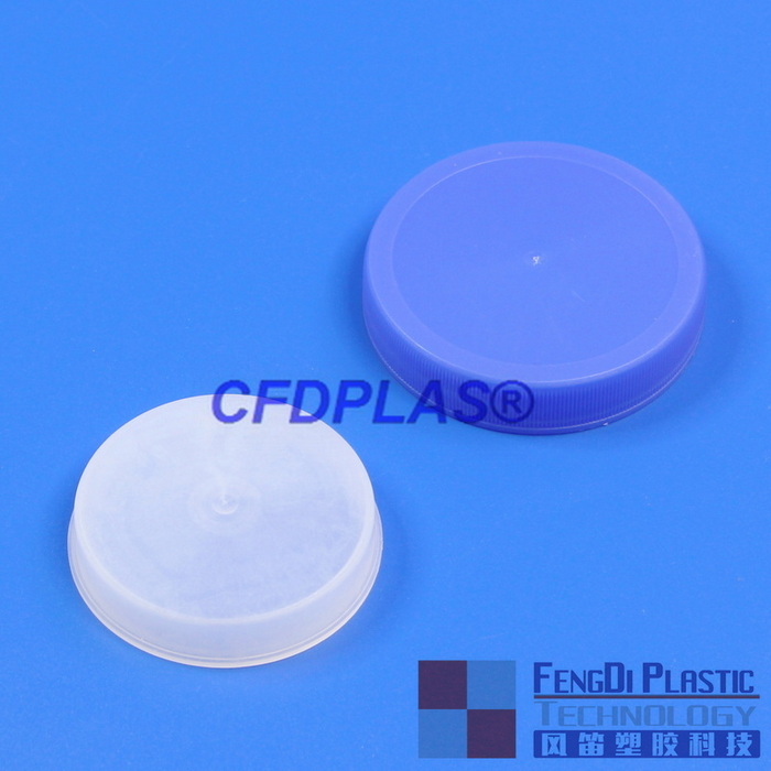 63 mm gerippte blaue Schraubenkappe mit LDPE Innenstopfen